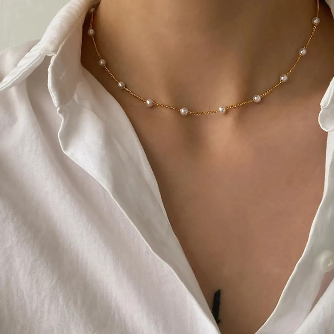 Pearl Necklaces for Women,18K Gold Plated Dainty Single Pearl Pendant Necklace Simple Pearl Choker Necklaces for Women Handmade Pearl Jewelry Bridesmaid Gifts