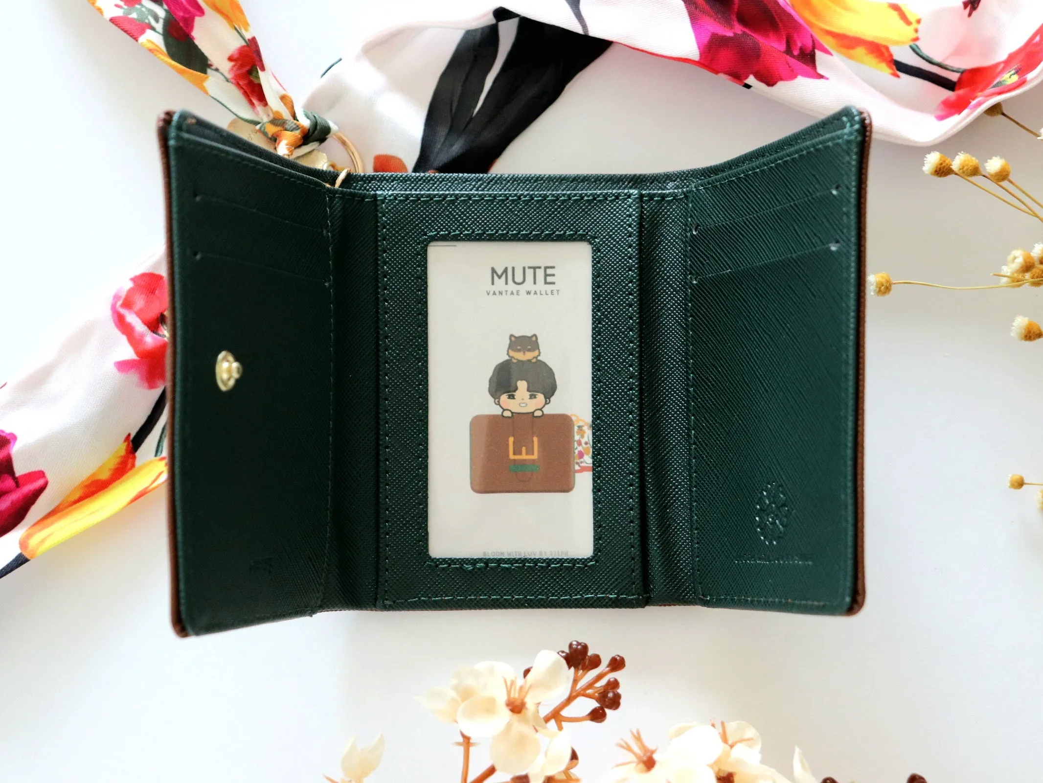 [PRE-ORDER] Mute Vantae Wallet (Twilly Charm Included) | Est. Ship Date: May 2025