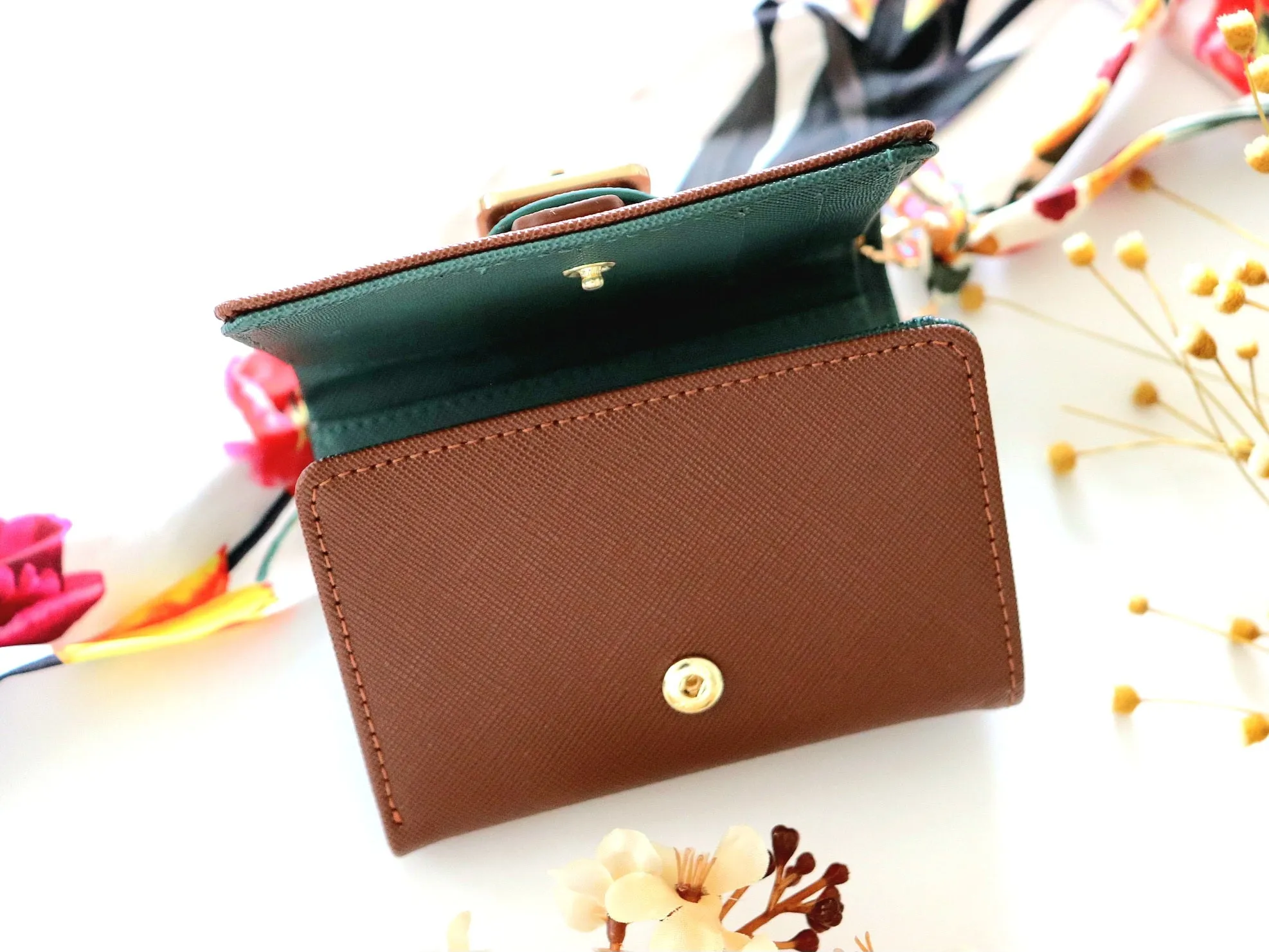 [PRE-ORDER] Mute Vantae Wallet (Twilly Charm Included) | Est. Ship Date: May 2025